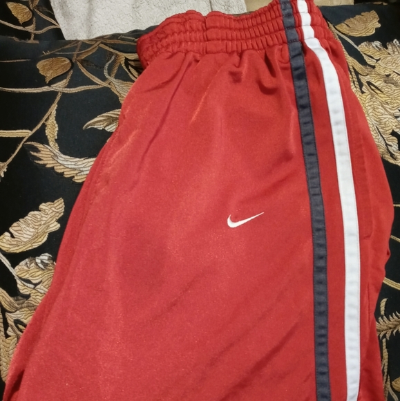 π NIKE RED ATHLETIC MEN JOGGER π - Picture 1 of 11